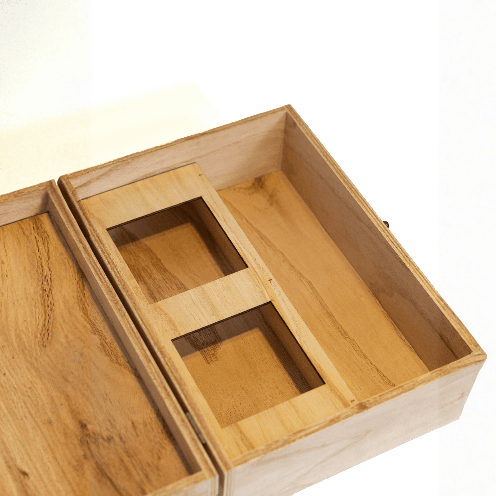 Estuche de madera: WHISKY + 2 VASOS — foto 2